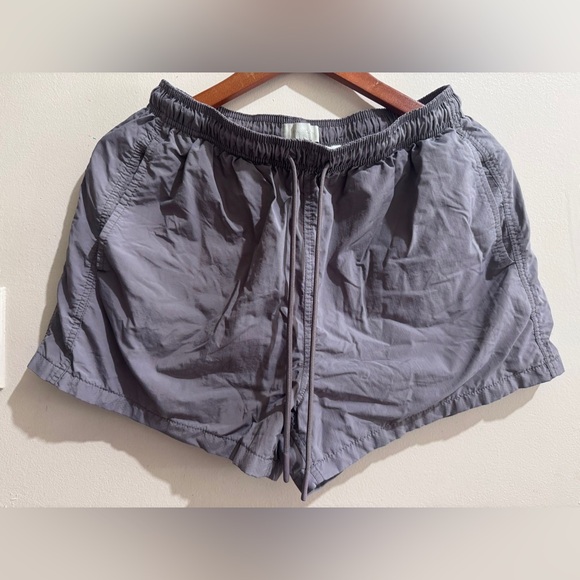 STANDARD CLOTH Men's Gray Shorts - Picture 1 of 9